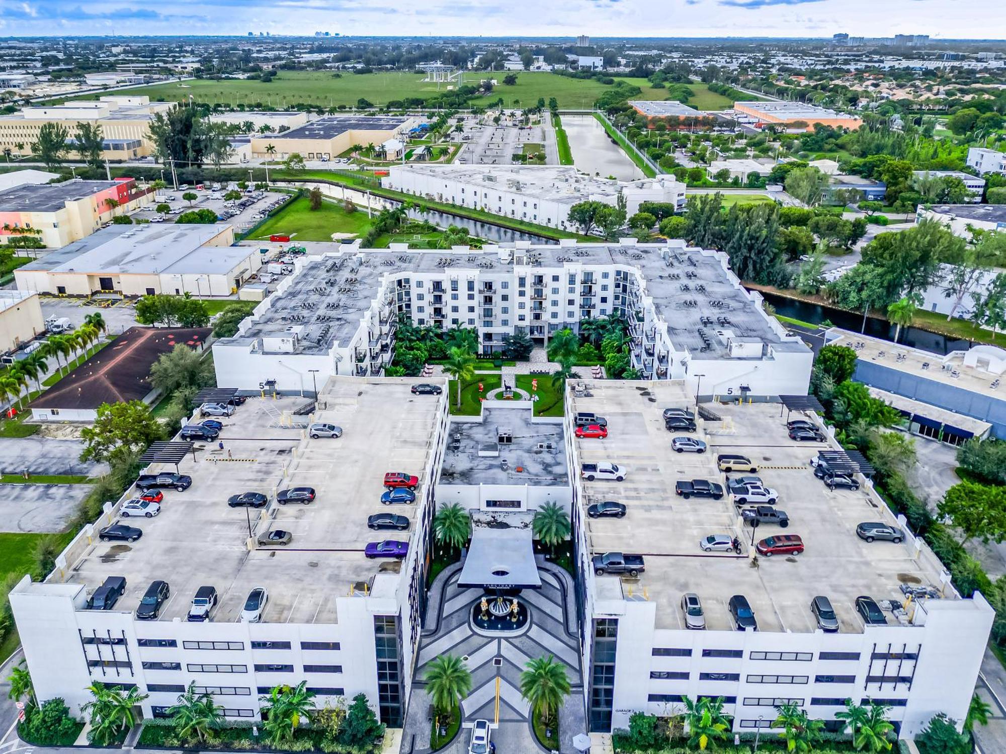 Amazing 2 Bedroom Unit In Doral Miami With Free Parking Hialeah Gardens Exterior foto